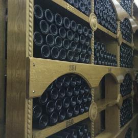 Kolonist winery Odesa bottles