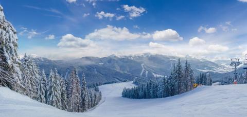 Carpathian Mountains_Ukraine_slider photo